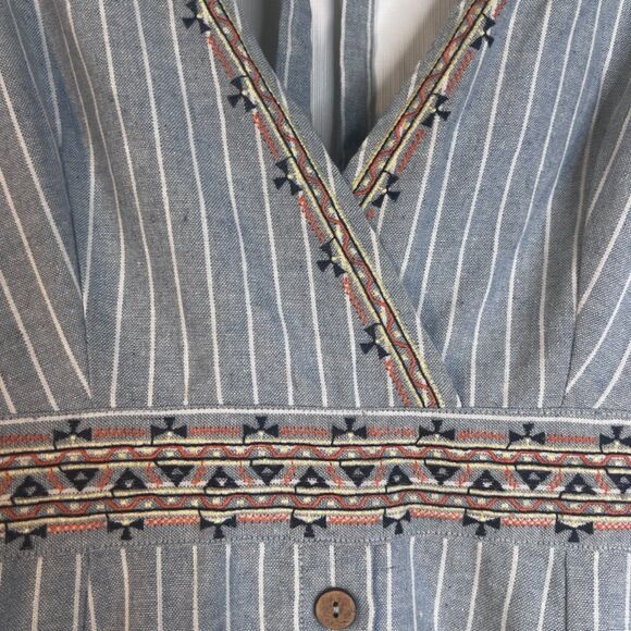 Miss Me Sleeveless Linen Blend Dress Embroidered Striped Low Back Size MD Boho - Picture 5 of 9